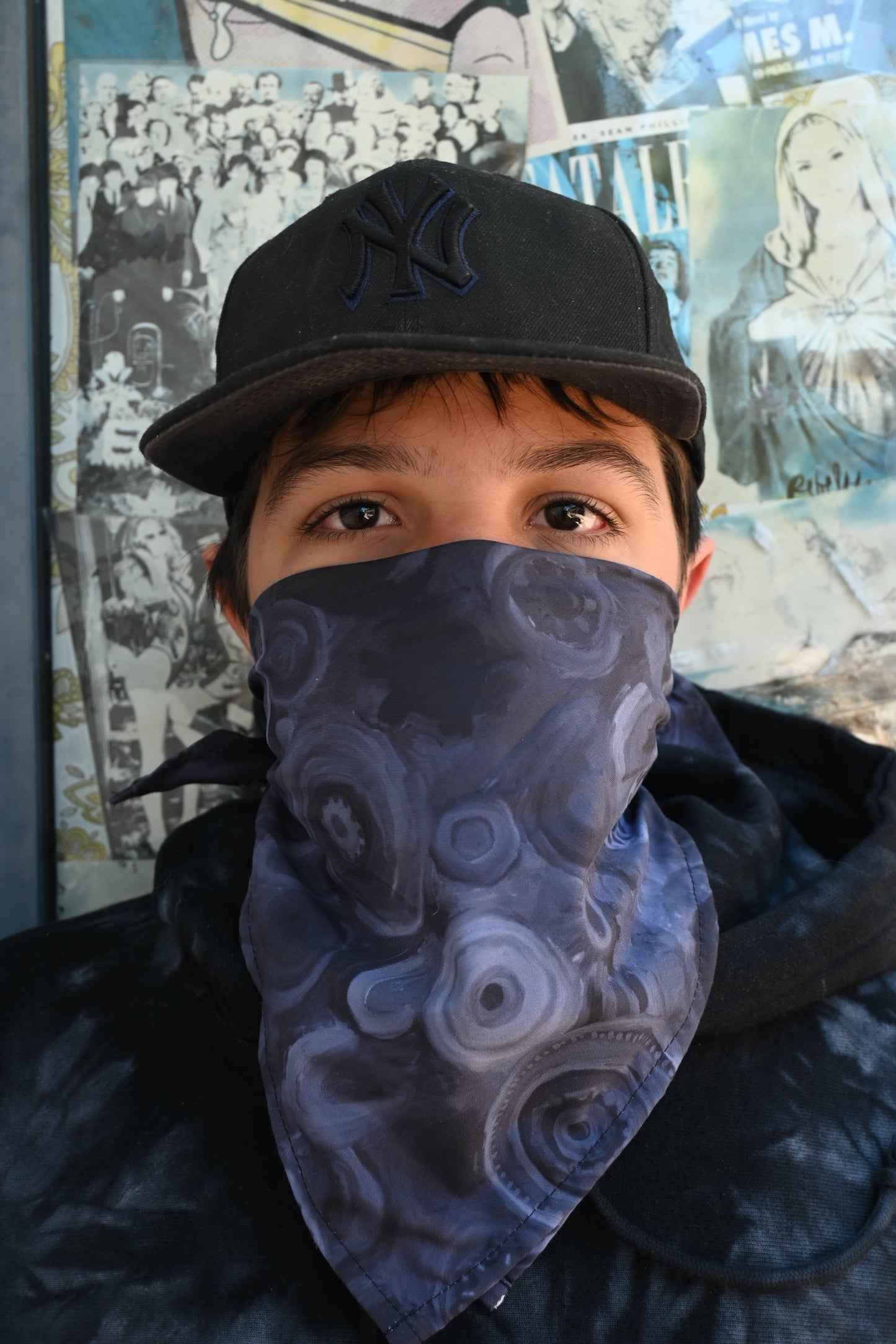 “Grey” print bandana